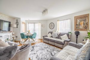 Living room- click for photo gallery